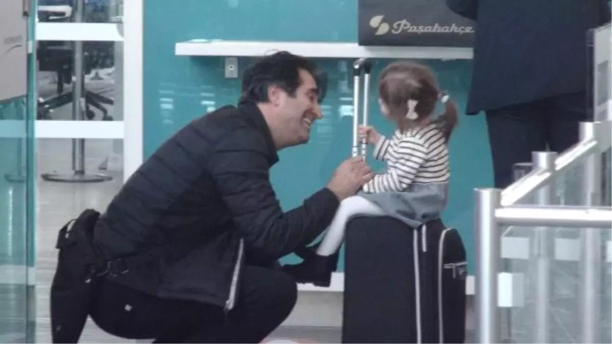 Mahsun Kırmızıgül Kızı Lavin\'i Böyle Eğlendirdi