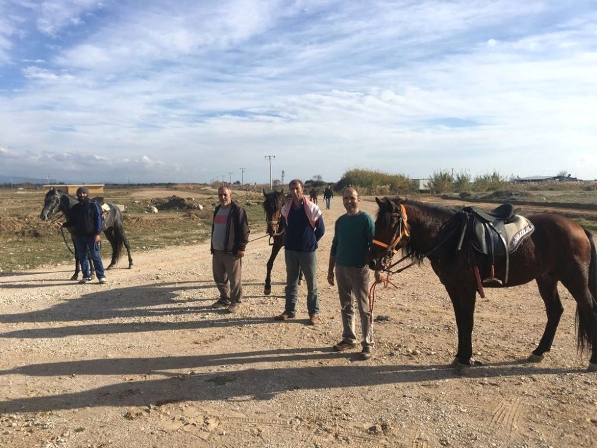 Manavgat Belediyesi\'nden Rahvan Atlara Antrenman Sahası