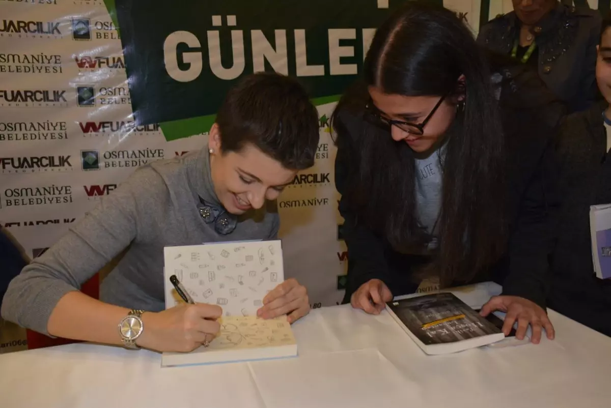 Oyuncu Anne Şermin Yaşar\'a Osmaniye\'de Yoğun İlgi