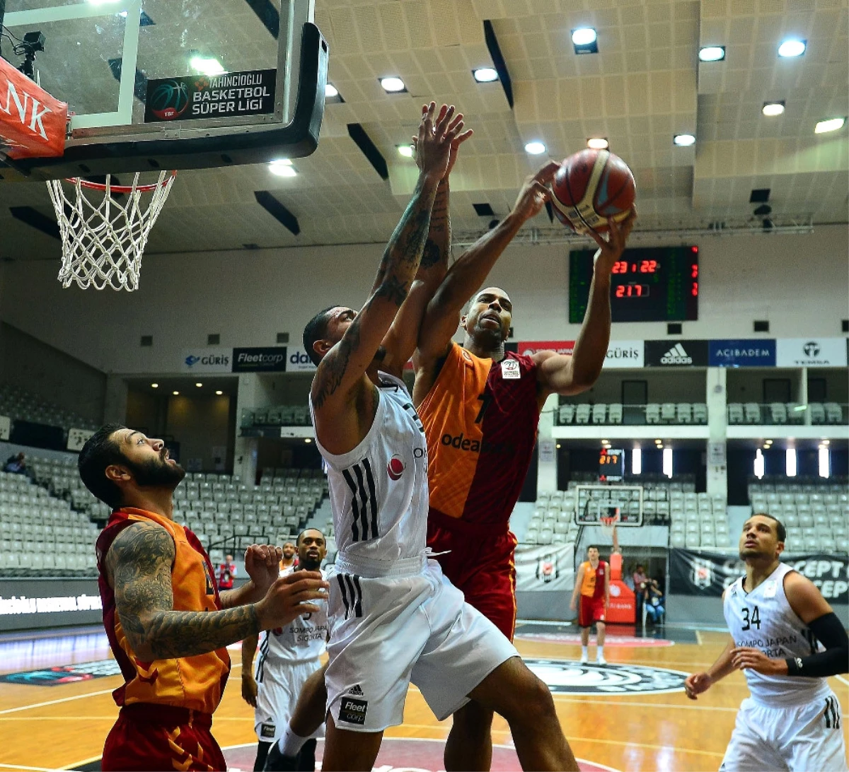 Potada Derbinin Galibi Beşiktaş