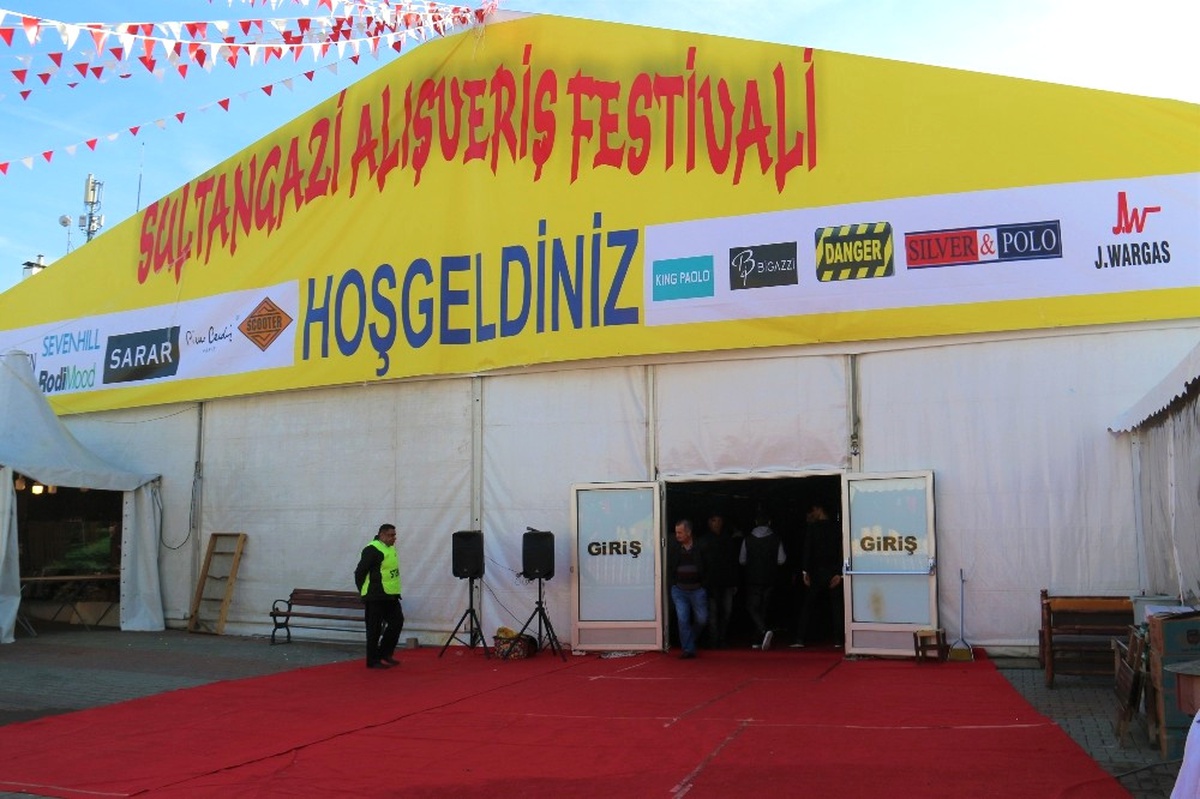 Sultangazi Alışveriş Festivali Başladı