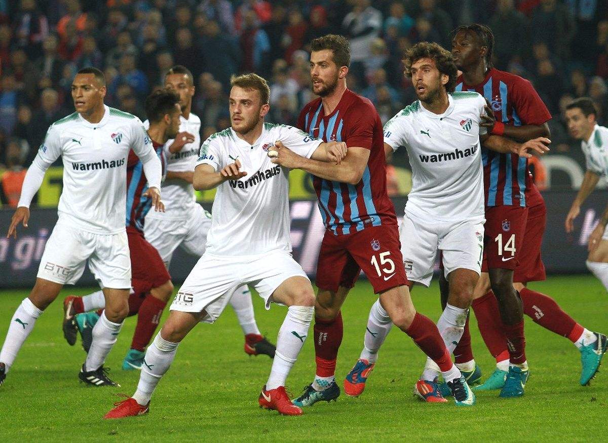 Trabzon\'da İlk Yarıda Gol Yok