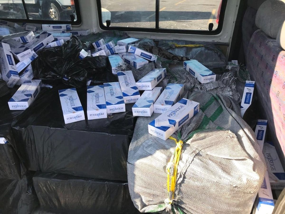 Van\'da 2 Ayrı Minibüste 39 Bin 500 Paket Kaçak Sigara Ele Geçirildi