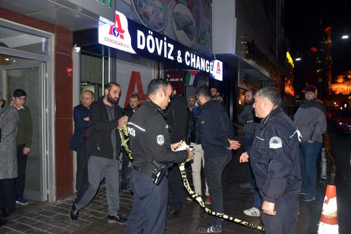 1 Dakika İçinde 2 Milyon TL\'lik Döviz Bulunan Çelik Kasayı Çaldılar