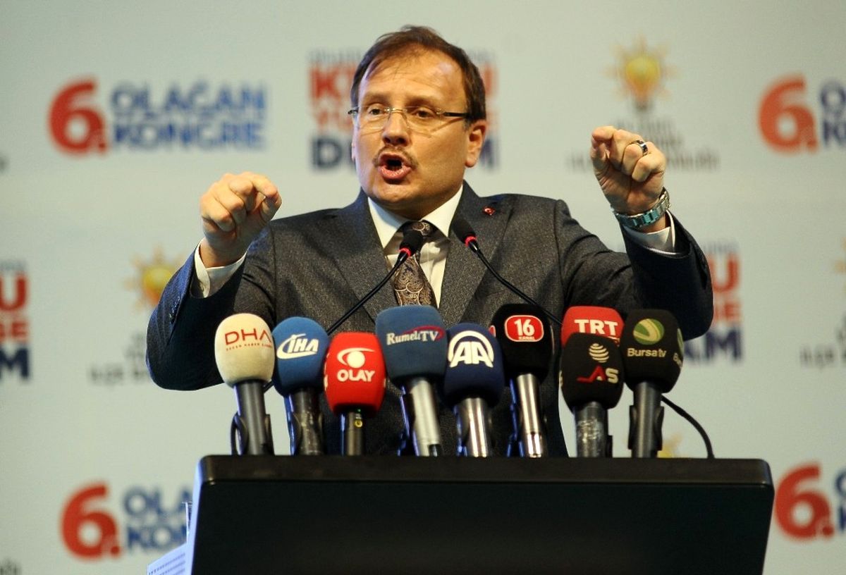 Başbakan Yardımcısı Çavuşoğlu: "Ümmet Yüzünü Dönmüş Türkiye\'ye Bakıyor"
