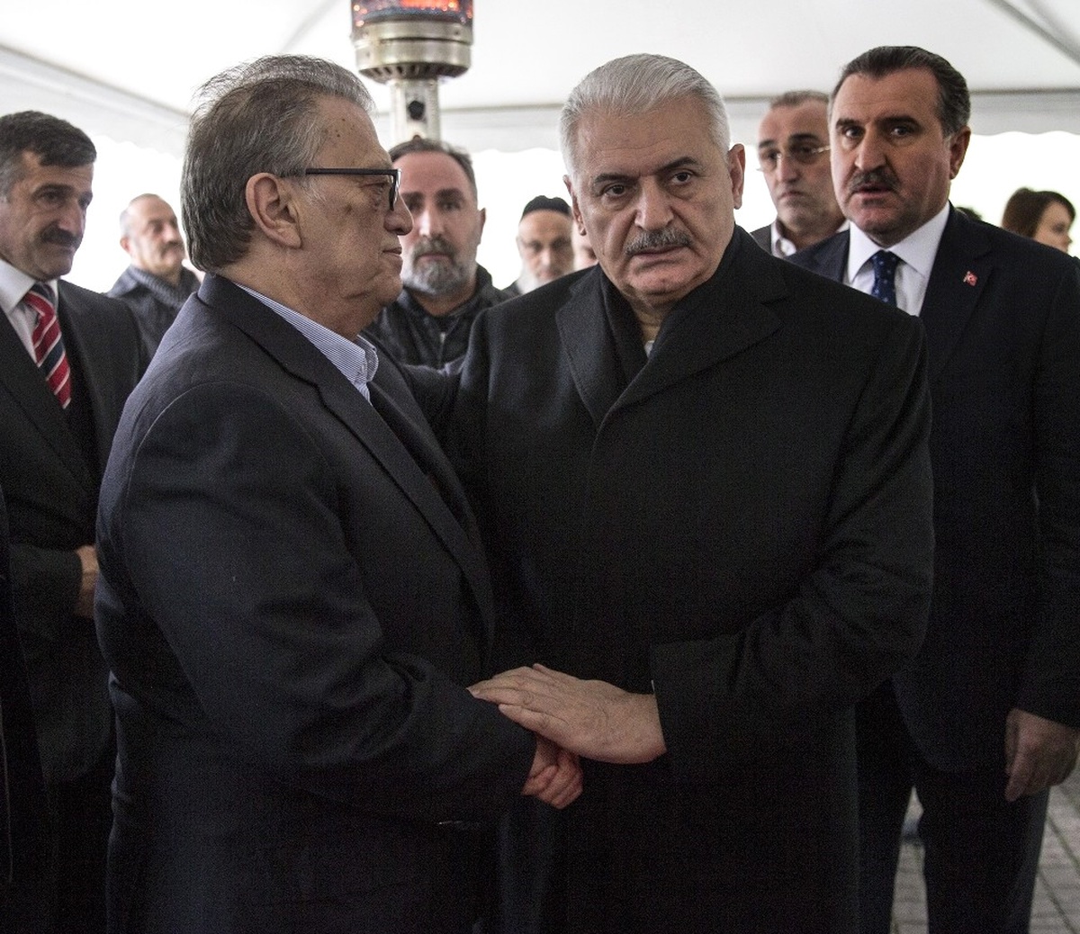 Başbakan Yıldırım, Mesut Yılmaz\'a Taziye Ziyaretinde Bulundu