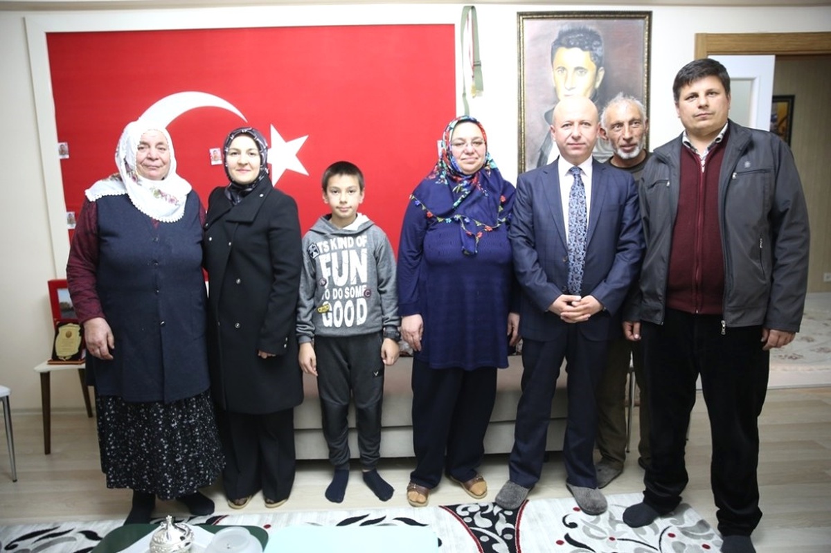 Başkan Çolakbayrakdar, "Vatandaşlarımızın Her Zaman Yanlarındayız"
