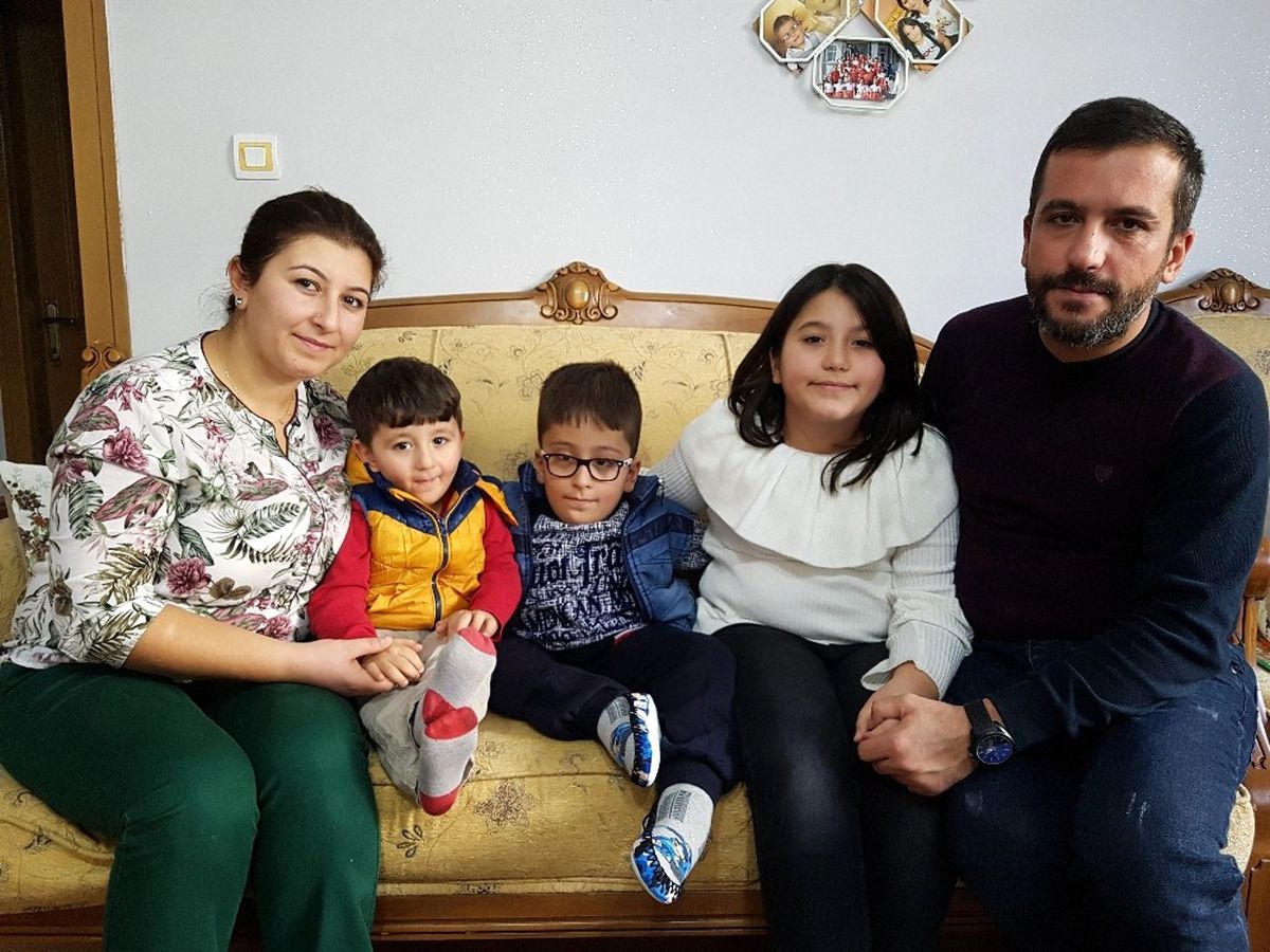 70 Bin TL Bulunmazsa Minik Berat, Omurgası Kalbine Batarak Can Verecek