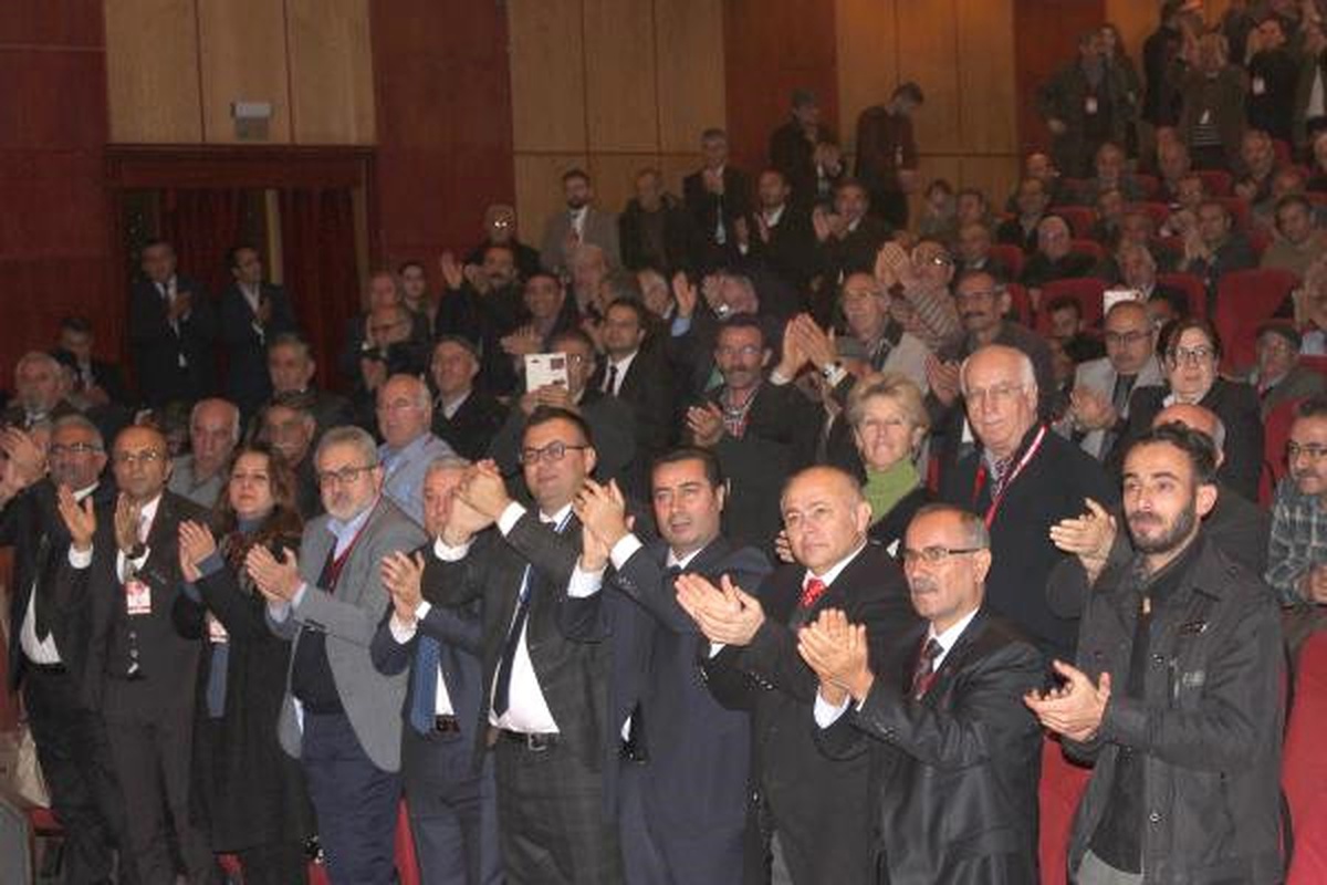 CHP Kayseri Melikgazi\'de Başkan Kaan Yeniden Seçildi