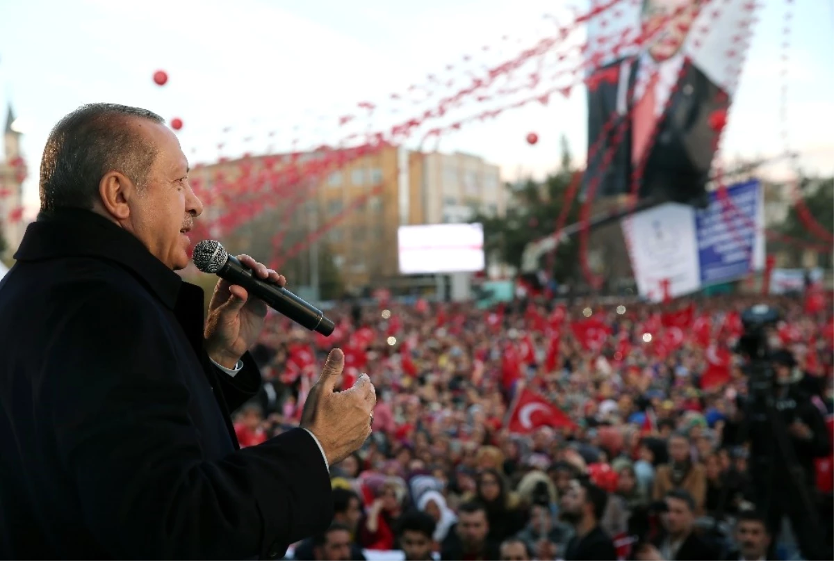 Cumhurbaşkanı Recep Tayyip Erdoğan: "Türkiye\'nin Yanı Başında Terör Oluşumlarına İzin Vermeyeceğiz"