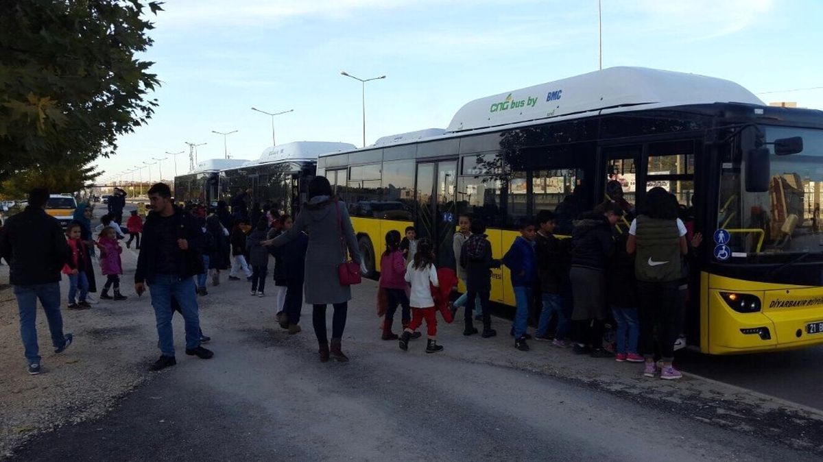 Diyarbakır\'da Havaalanına Ek Toplu Taşıma Seferleri Başlatıldı
