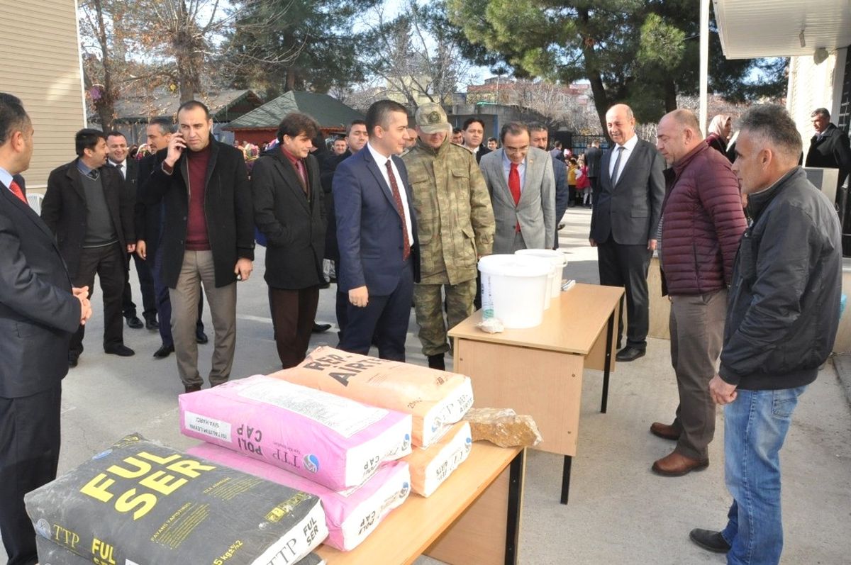 Gölbaşı İlçesinde Tutum Yatırım ve Türk Malları Haftası Kutlandı