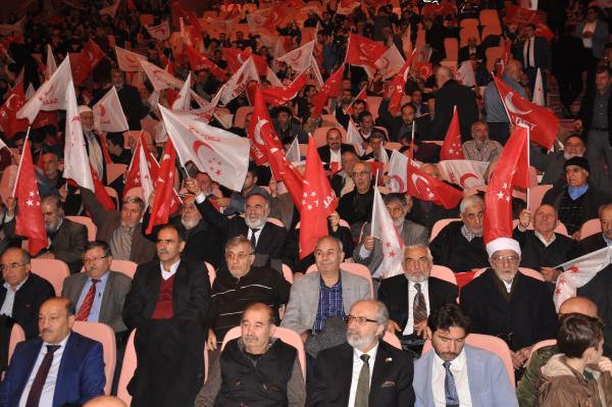 Karamollaoğlu: Kendi Kendini Şikayet Eden Başka İktidar Gelmedi