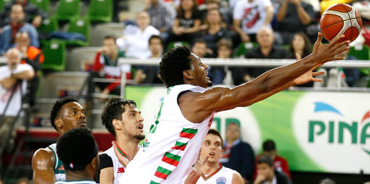 Muratbey Uşak-Pınar Karşıyaka : 86-92