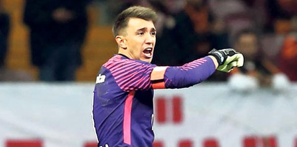 Muslera: "Felaket Senaryoları Yaratmanın Anlamı Yok"