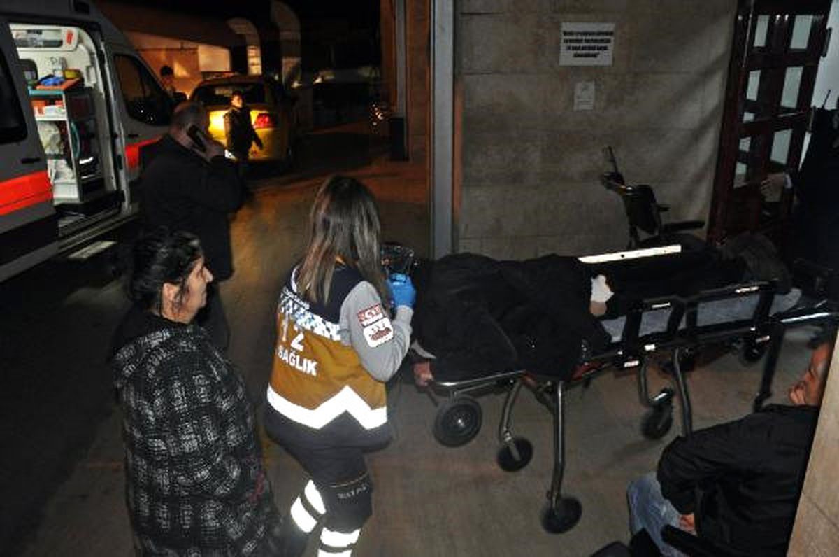 Restoranda Bıçaklı Kavga: 1 Yaralı