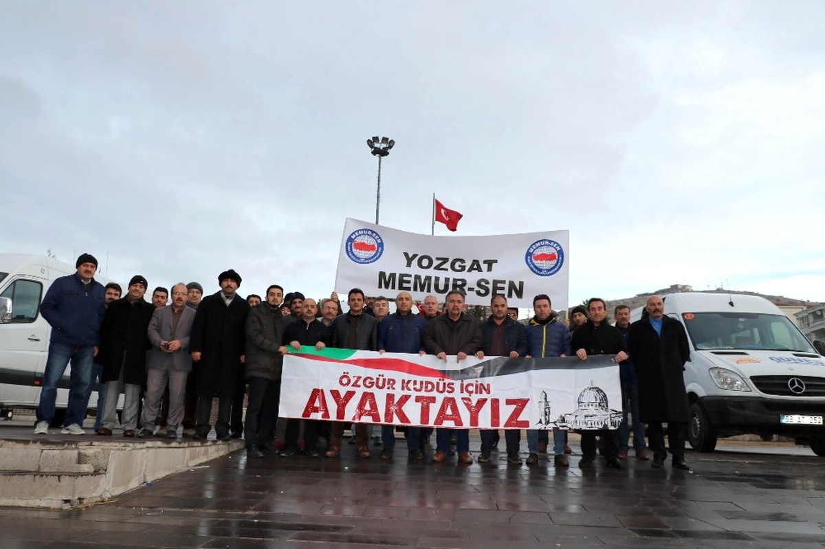 Şerefli, "Dünyaya Sesimizi Duyurmak İçin Meydanlarda Olacağız"