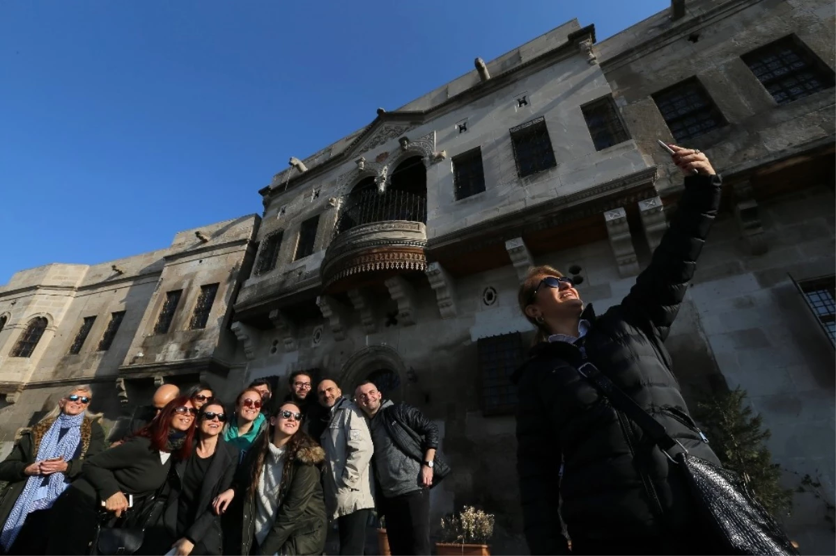 Turizmciler ve Gazeteciler Kayseri\'yi Keşfediyor