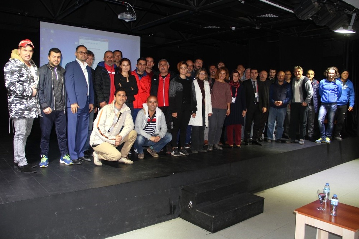 Alanya\'da Sporcu Sağlığı ve Beslenmesi Semineri