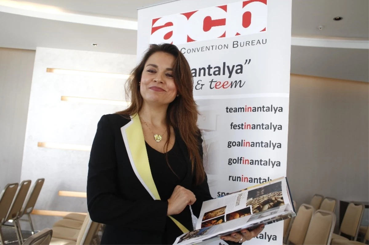 Antalya Valisi Karaloğlu: "Antalya\'nın 200 Bine Yakın Kongre İçin Koltuk Kapasitesi Var"