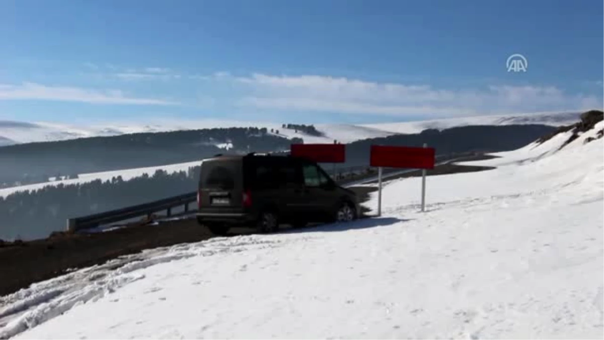 Ardahan-Ardanuç Yolu Trafiğe Kapatıldı