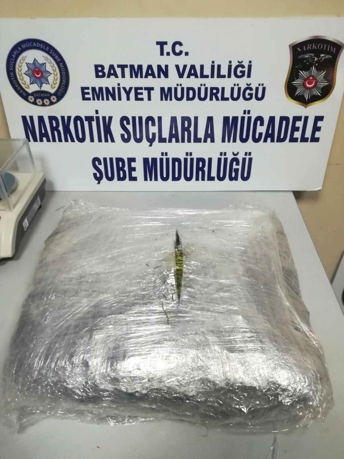 Batman\'da 2 Kilo 500 Gram Esrar Ele Geçirildi