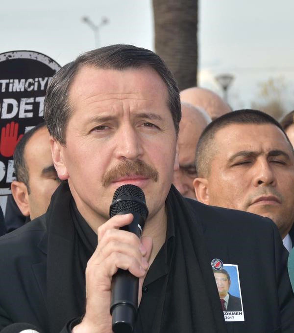 Binlerce Eğitimciden \'Siyah Yürüyüş\'