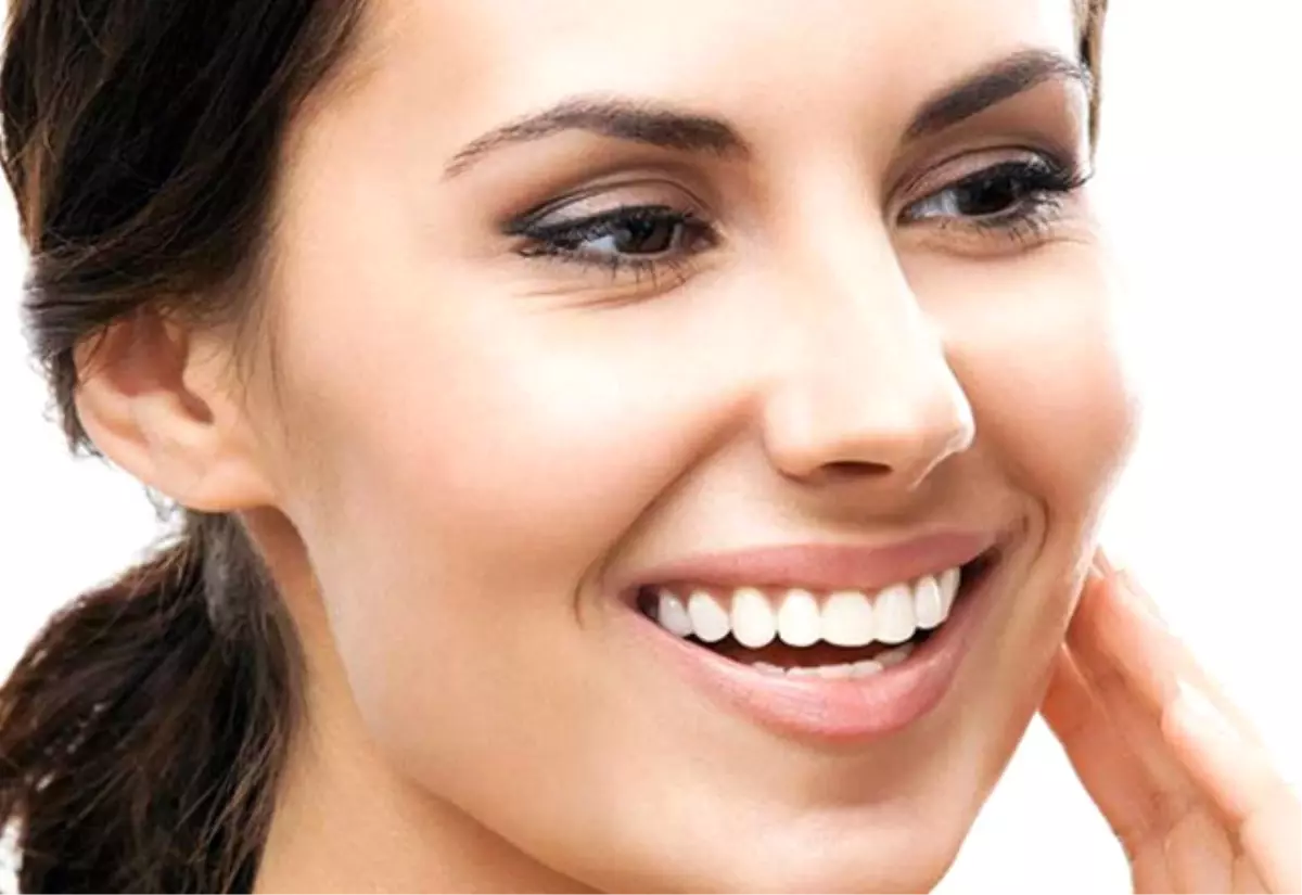 Daha Genç Bir Yıl İçin Farmasi\'den Özel Bakım Serisi