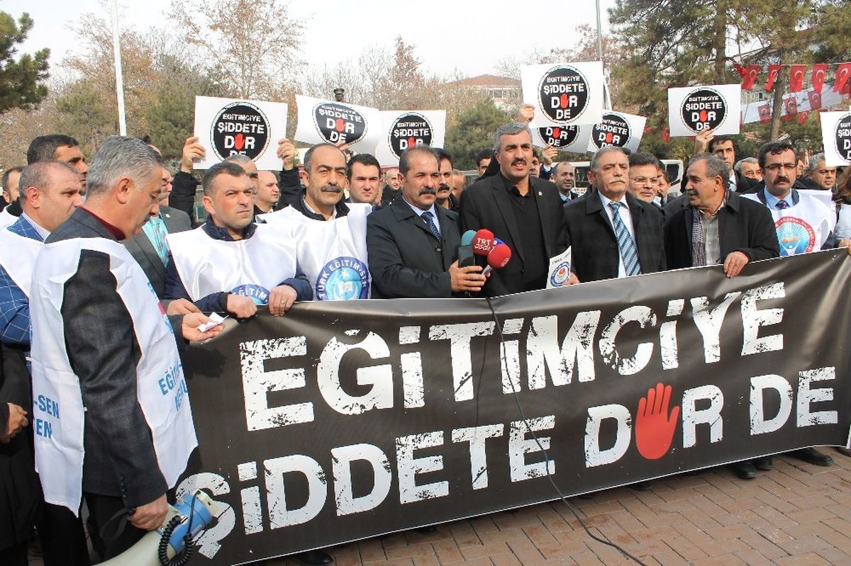 Elazığ\'daki Sendikalardan Eğitimde Şiddete Ortak Tepki