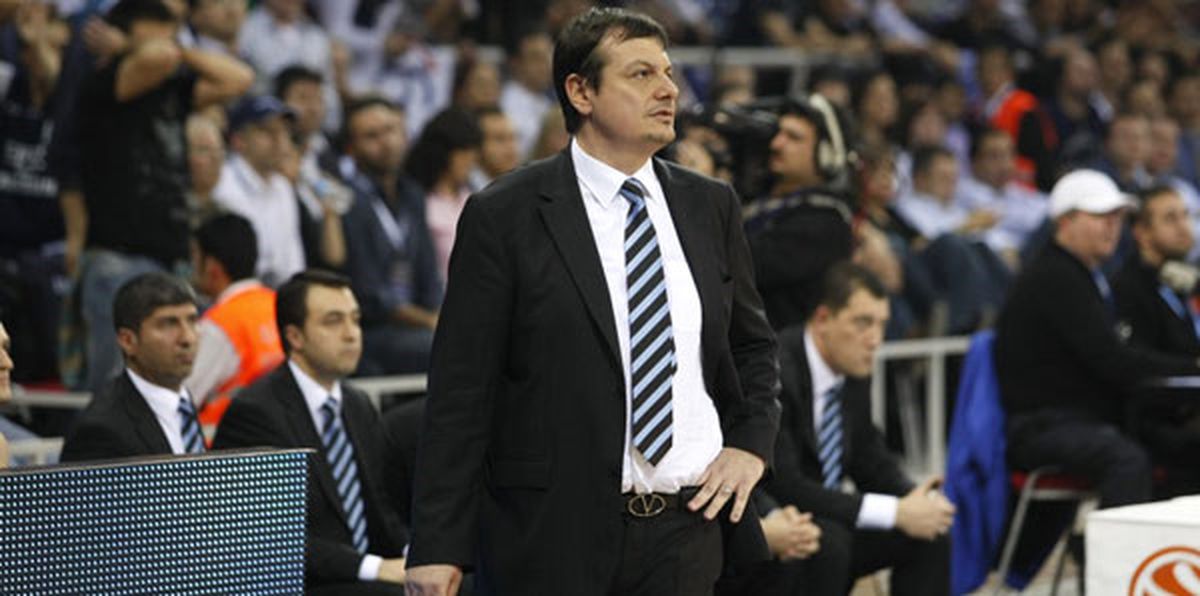 Ergin Ataman Resmen Anadolu Efes\'te