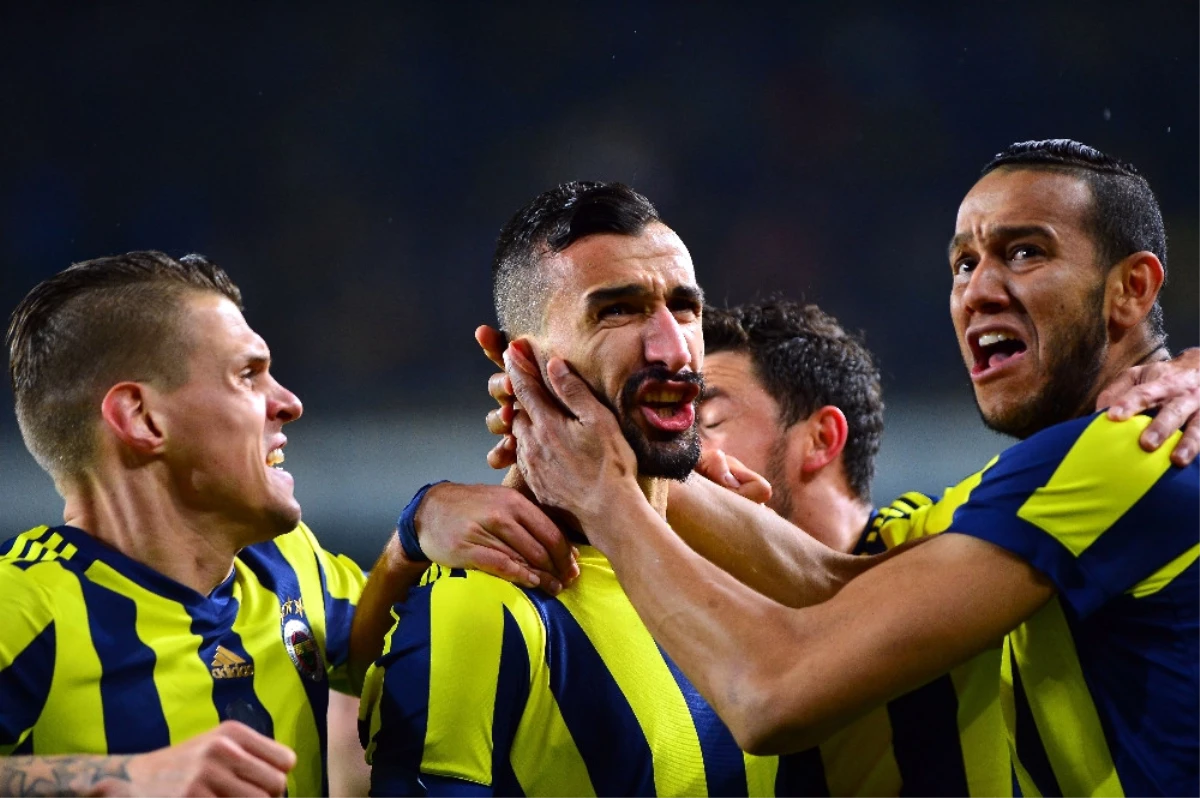 Fenerbahçe Zirveye Uçuyor