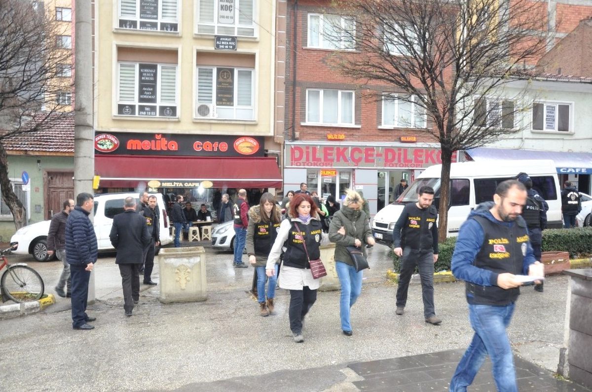 Fuhuş Operasyonunda Gözaltına Alınan 11 Kişi Adliyeye Sevk Edildi
