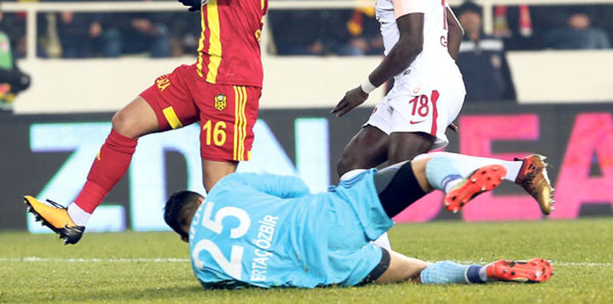 Gomis\'i Durduran, Eski Bir Aslan!