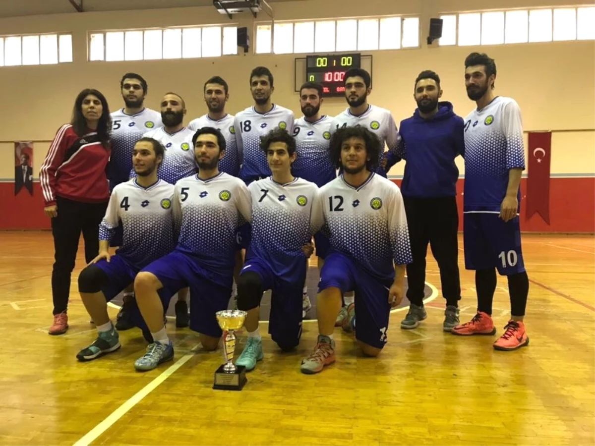 Harran Üniversitesi Basketbol Takımı 1. Lig\'de