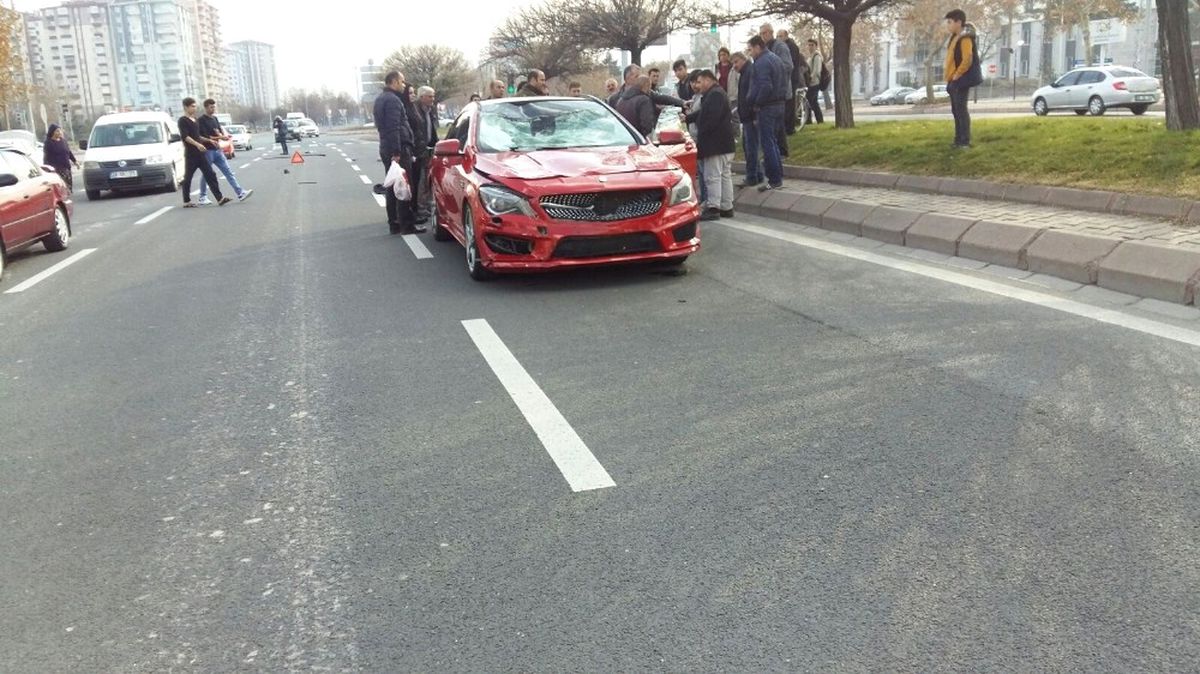 Kayseri\'de Trafik Kazası: 1 Ölü