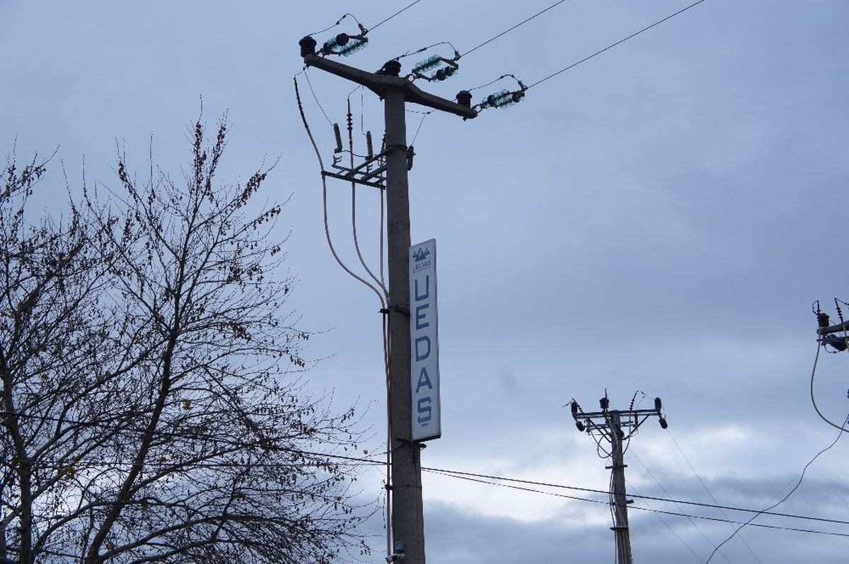 Lapseki\'de Elektrik Kesintisi