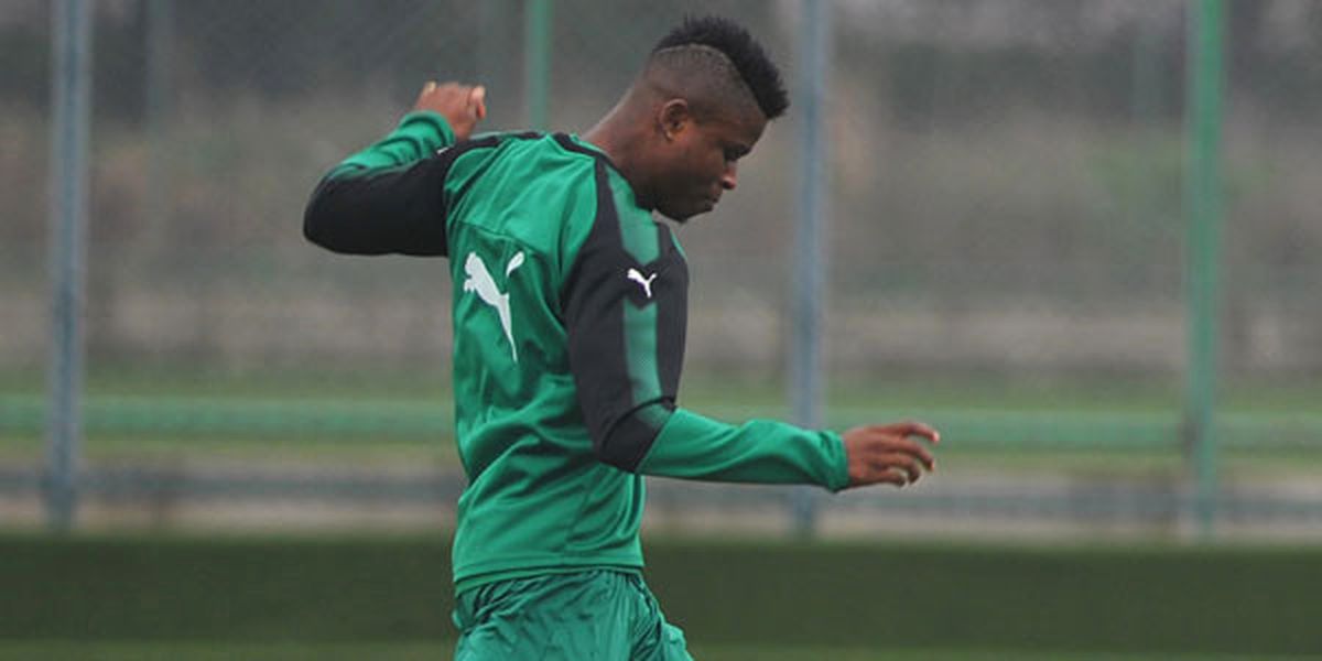 Mikel Agu Sahalara Döndü
