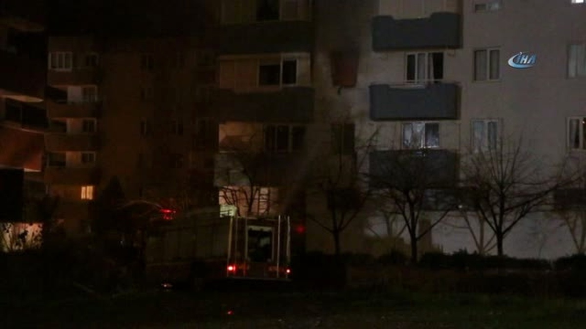 Patlayan Bilgisayar Yangın Çıkarttı: 20 Yaralı