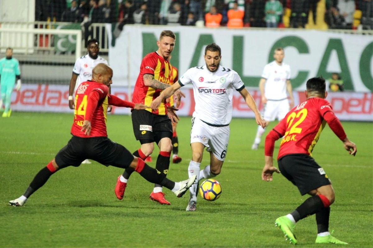 Süper Lig: Göztepe: 1 - Atiker Konyaspor: 0 (İlk Yarı)
