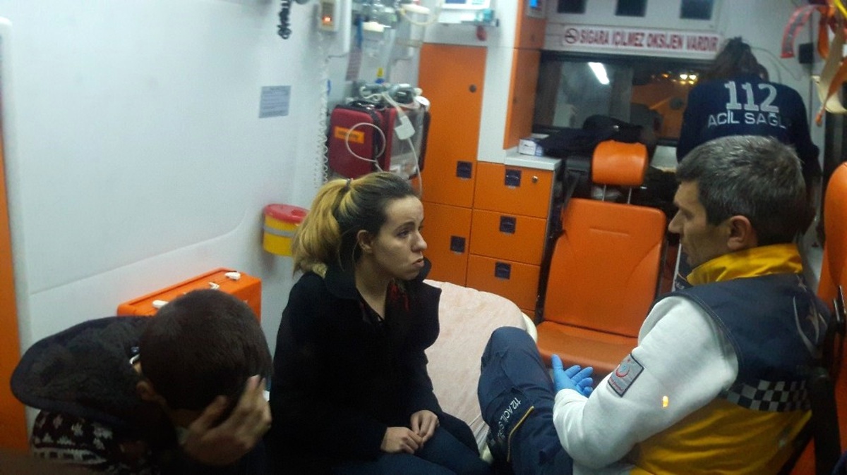 Takla Atan Araç, Lisenin Bahçesine Uçtu