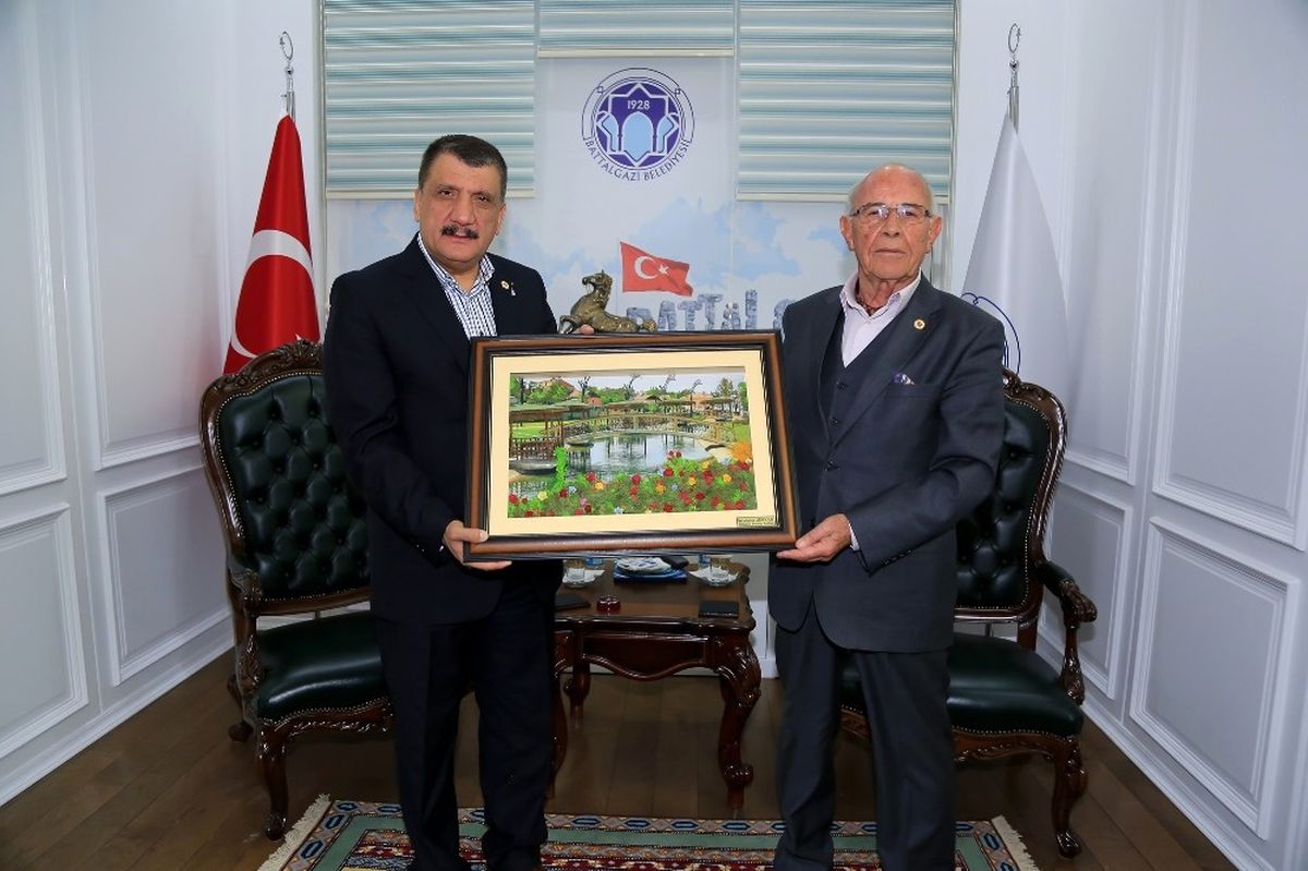 Türfad Yöneticileri Gürkan\'ı Ziyaret Etti