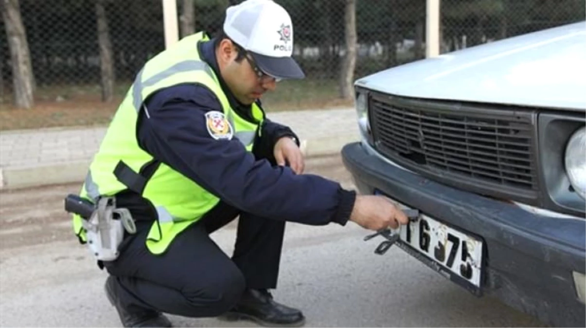 Türkiye\'de Sahte Plaka Devri Kapanıyor