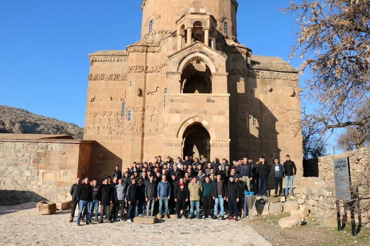 Van\'ın Tarihi ve Turistik Mekanları Mehmetçik\'e Tanıtıldı
