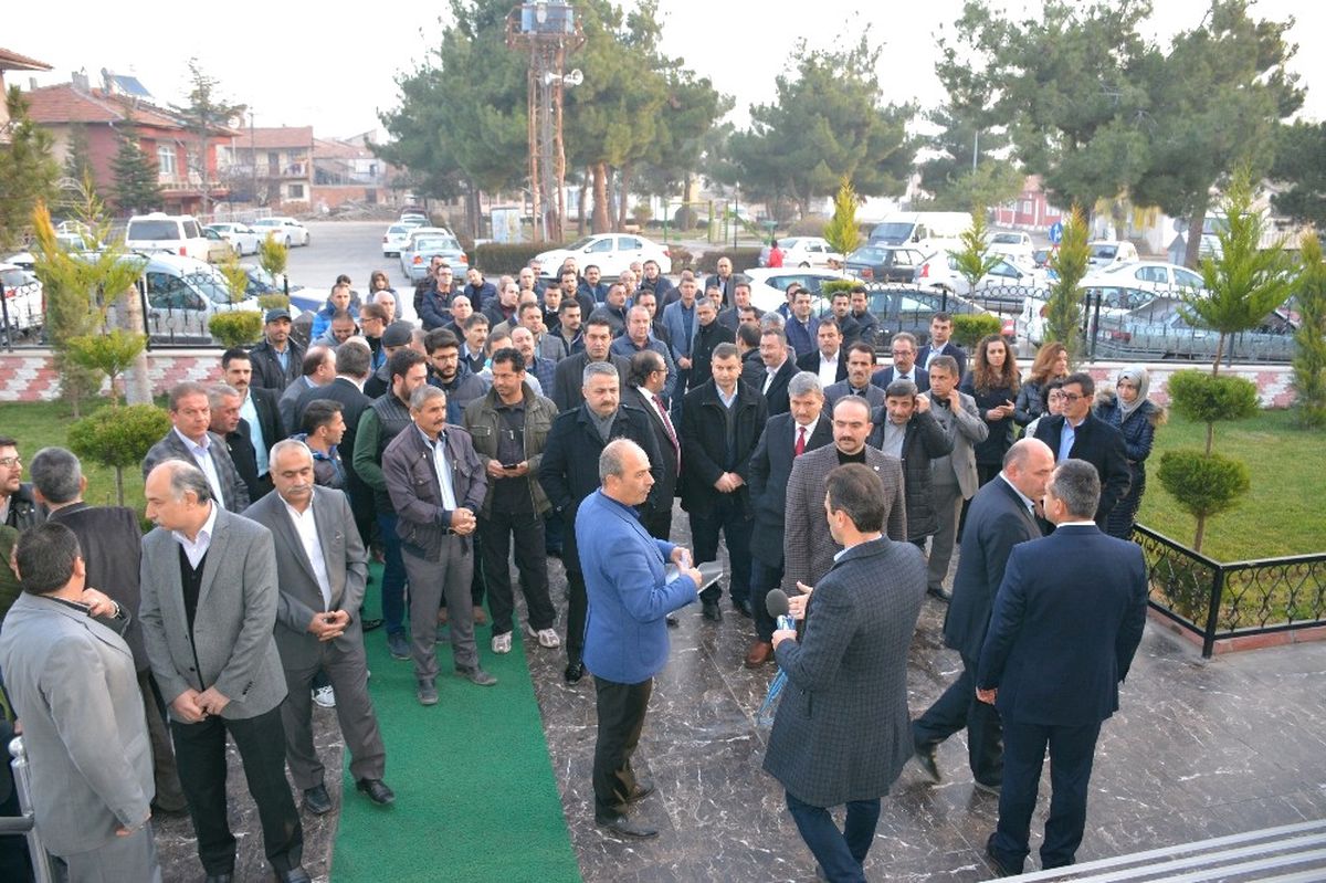Zile\'de "Öğretmene Sahip Çık" Eylemi