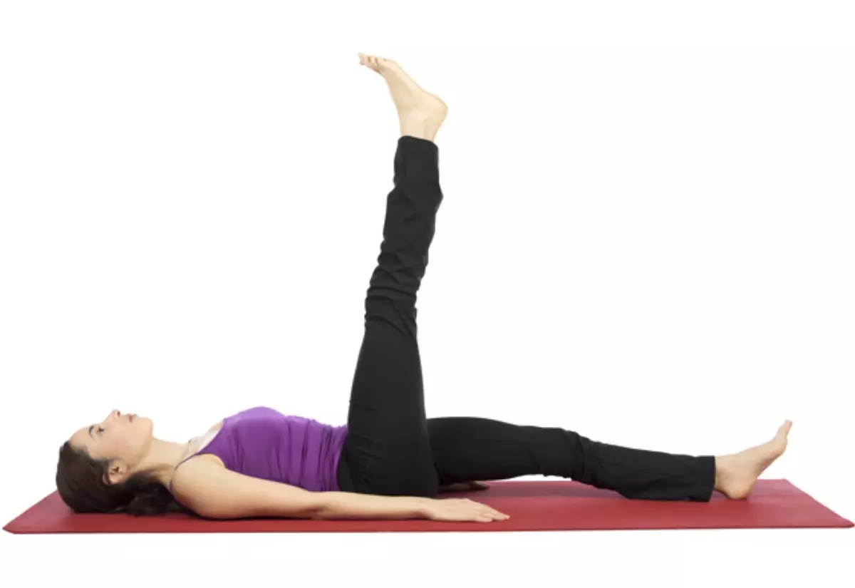 3 Dakikada Bacak İncelten Egzersizler