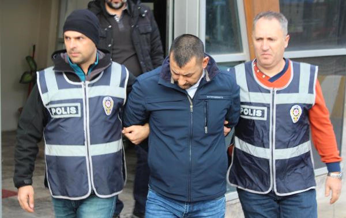 4 Dakikada 300 Bin TL\'lik İnşaat Malzemesi Çalmışlar