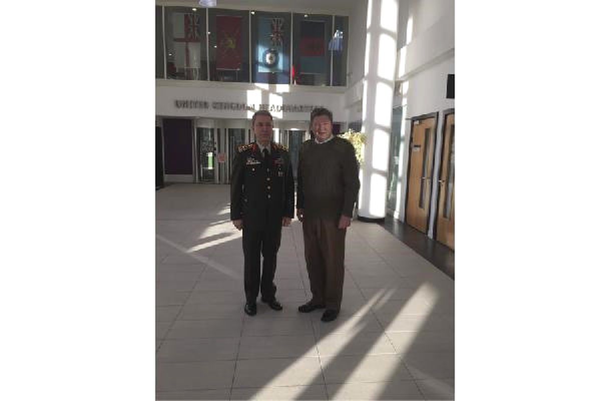Akar Birleşik Krallık Komutanı ve  Nato Komutanı ile Görüştü