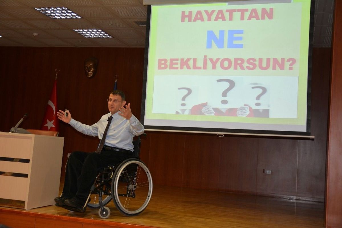 Anadolu Üniversitesinde \'Engelsiz Turizm ve Çevre\' Konferansı