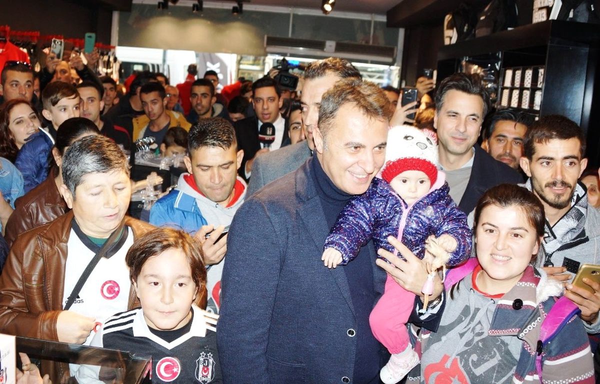 Aydın\'da Fikret Orman İzdihamı
