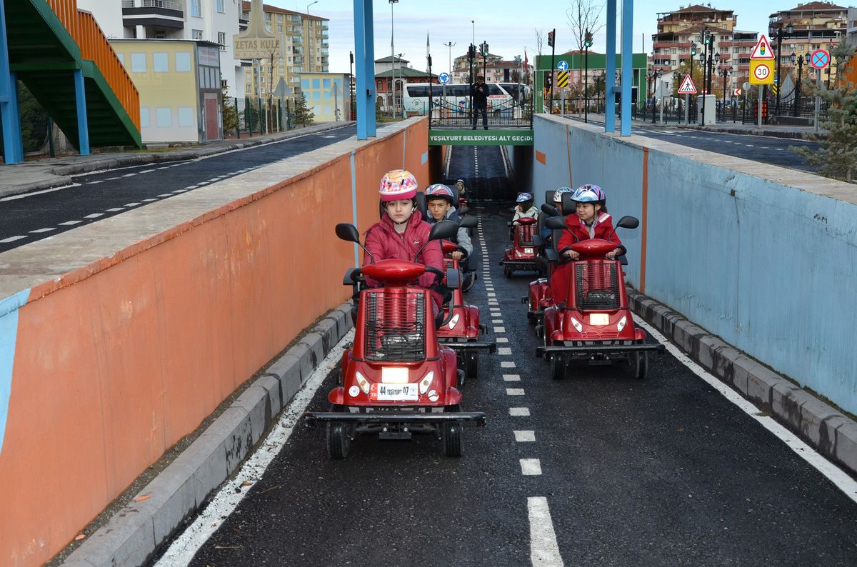 Çocuk Trafik Eğitim Parkında Ücretsiz Trafik Eğitimi Verildi